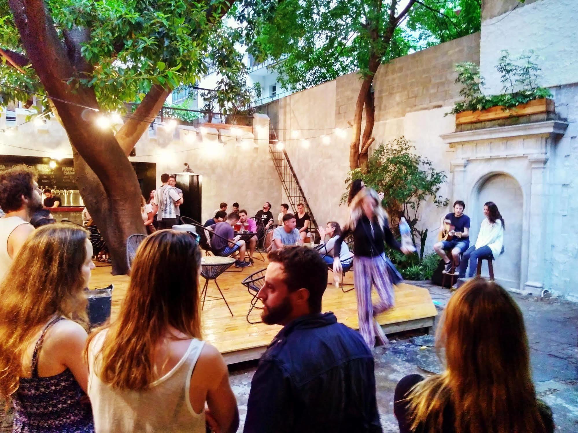 Art Factory Beer Garden Vandrehjem Buenos Aires Eksteriør billede